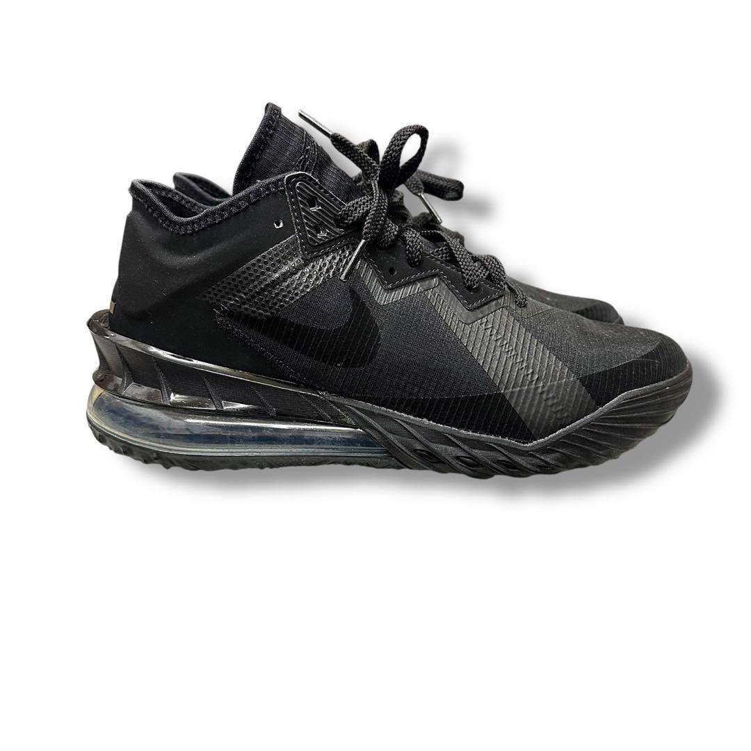NIKE LEBRON 18 オールブラック