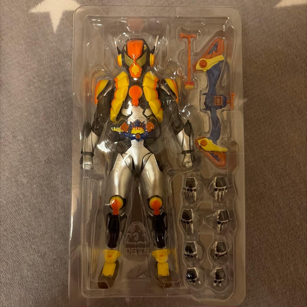 S.H.Figuarts フィギュアーツ　仮面ライダーヴラム プリンカスタム