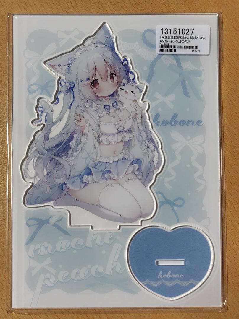 桃豆こまもち　A5フレームアクリルスタンドセット　未開封
