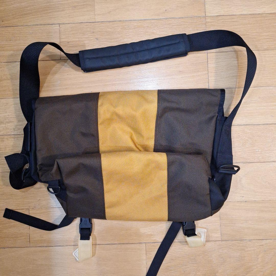 Timbuk2　中型　ショルダーバッグ　メッセンジャーバッグ　サイズM