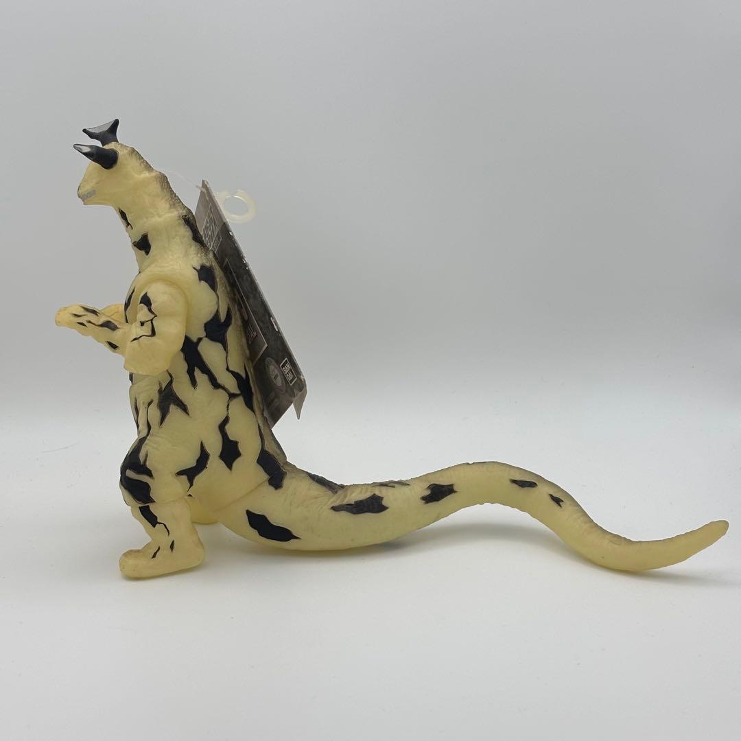 タグ付き ウルトラ怪獣 ソフビ エレキング 蓄光ver 2005 SPECIAL