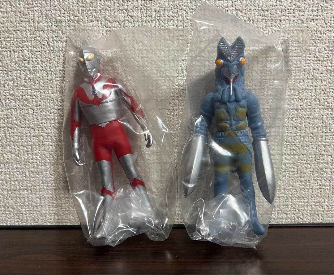 対決セット ウルトラマンギンガビクトリー エタルガー 食玩 フィギュア ソフビ