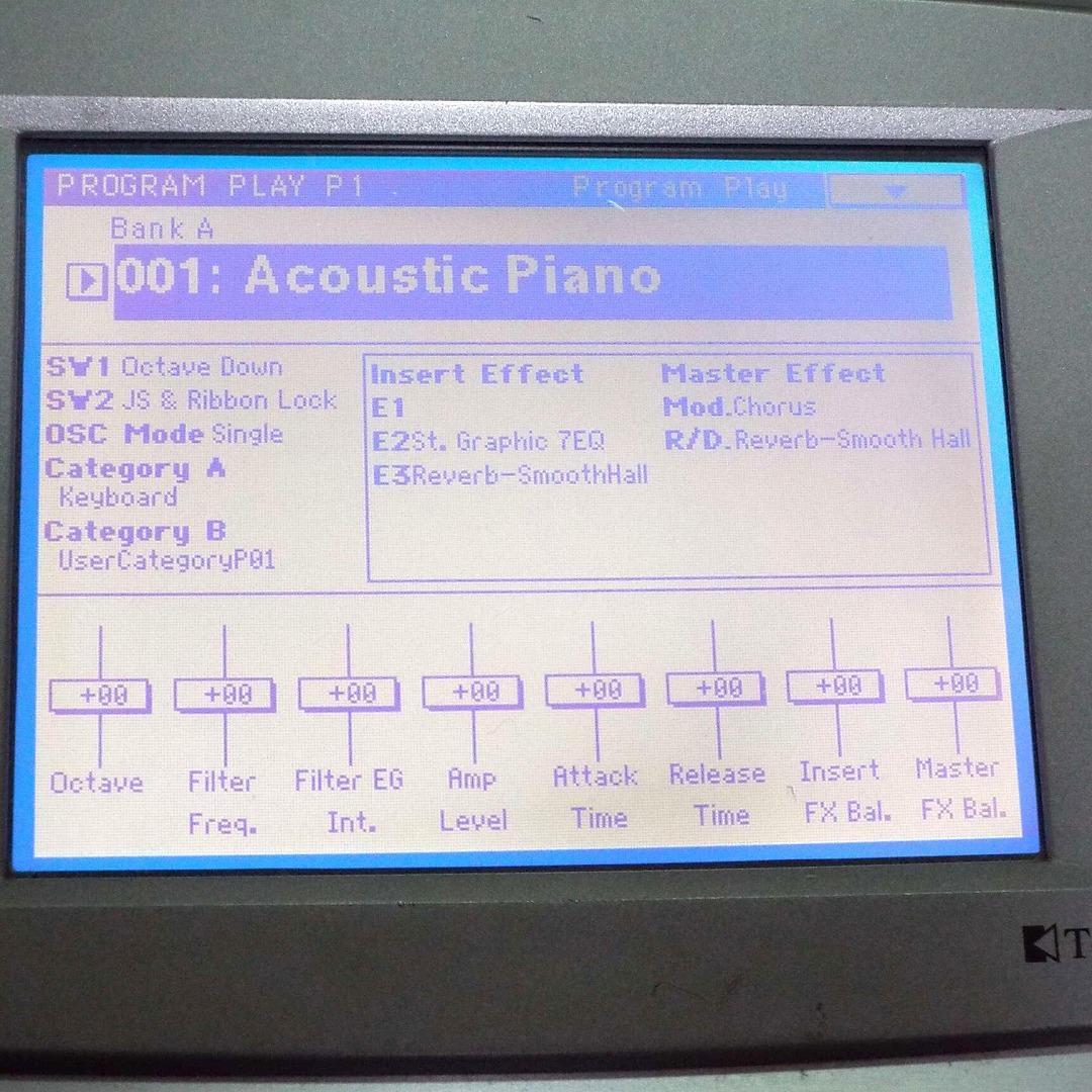 液晶難有_KORG TRINITY 61鍵_SCSI付_FDD交換_取説新品