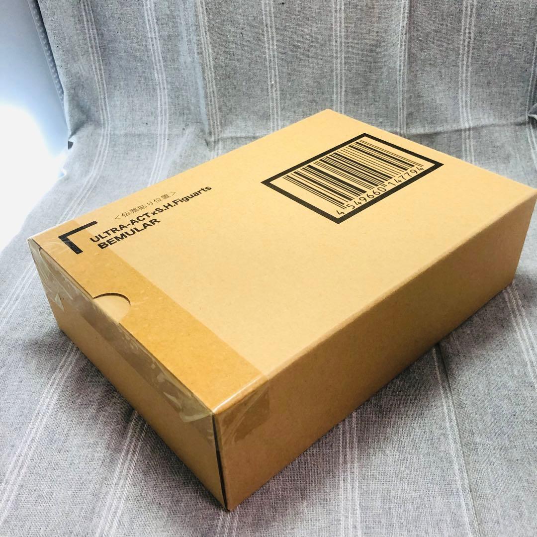 【未開封】ウルトラアクト フィギュアーツ ベムラー Anime Figure
