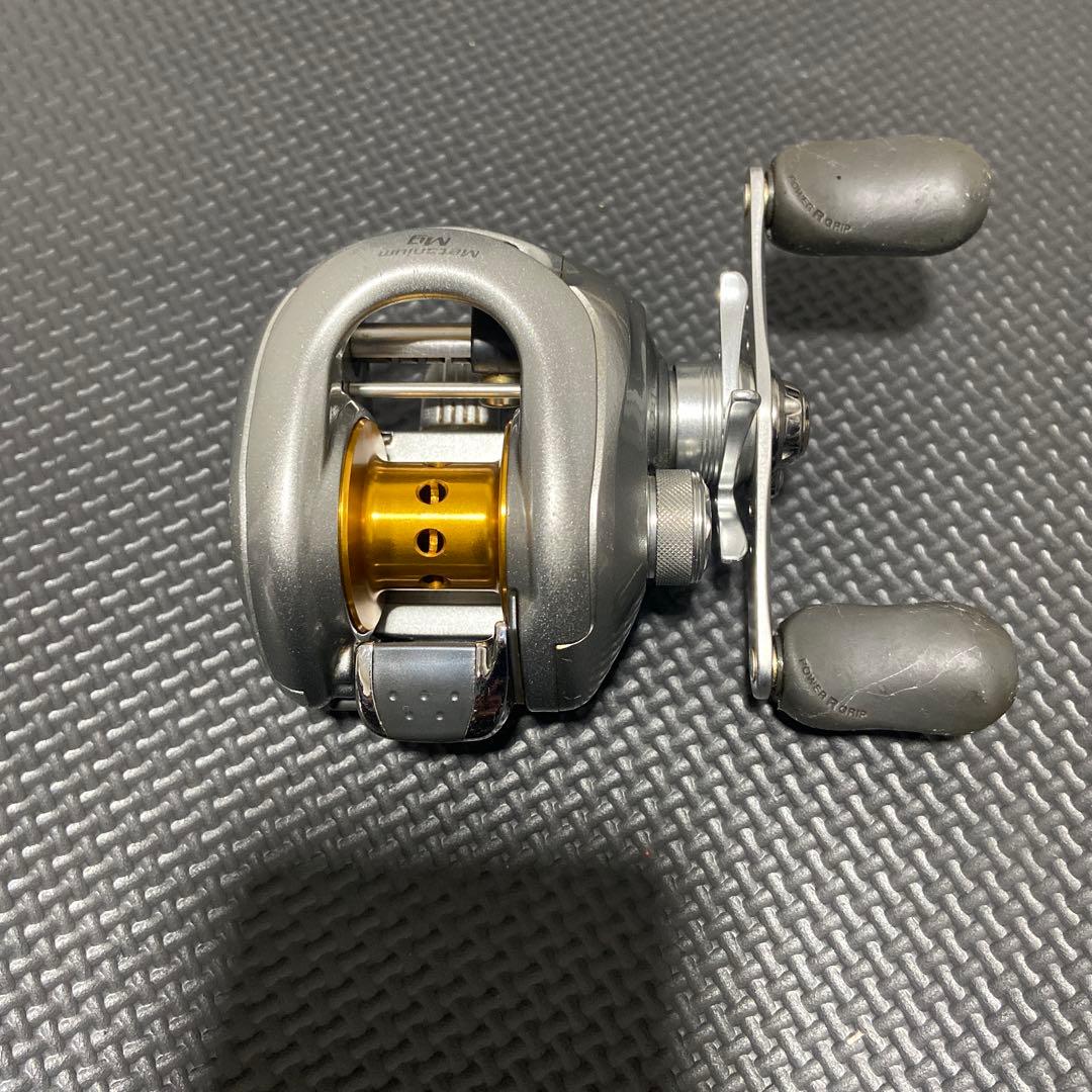 SHIMANO 07 メタニウムmg 右巻き ベイト バス釣り メタマグ