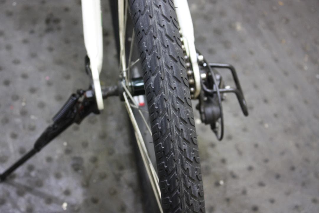 GIOS GENOVA 24型 シマノ21速 320mm 本格子供用MTB 白