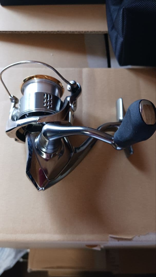 バーディーです。 18ステラC2500SHG