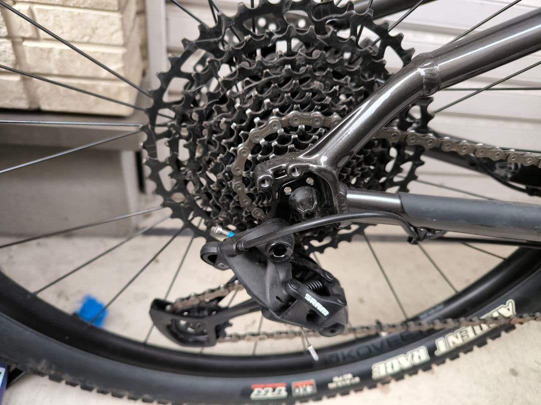 無料配送!145-155cm向け TREK マウンテンバイク XS 12S