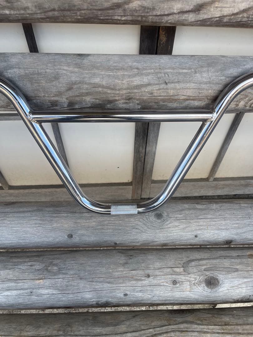BMX バー ANIMAL EMPIRE VARANYAK BARS 9.5”