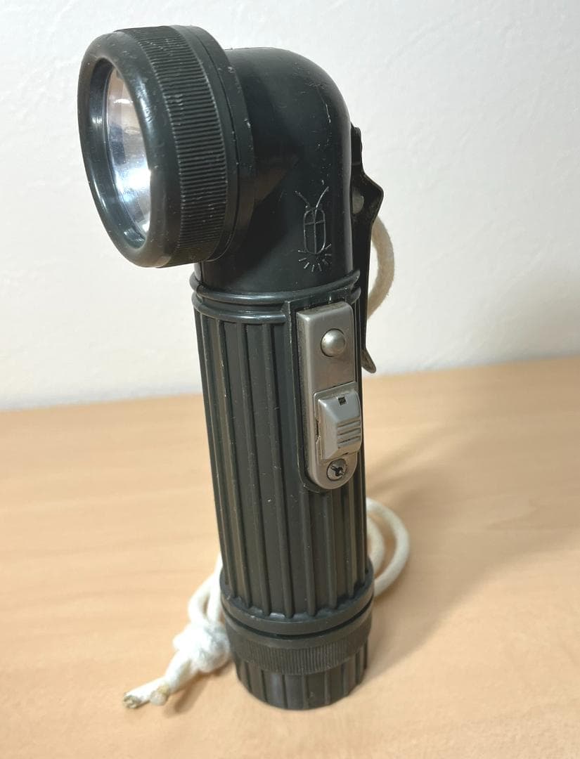 実働品 陸上自衛隊 L型ライト JTL-122-B 官給品 蛍マーク 昭和レトロ