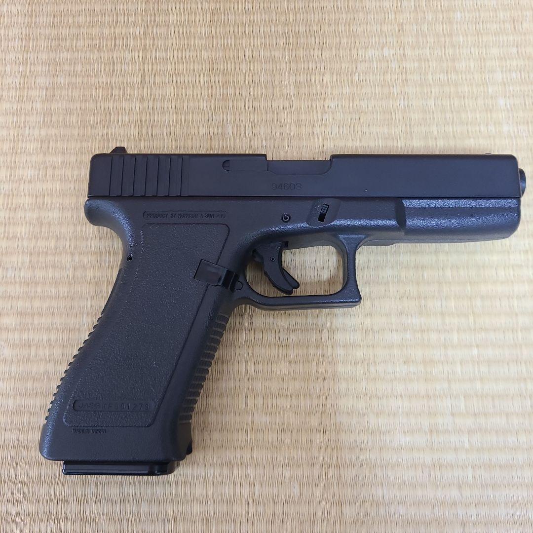 コクサイGlock 17 ガスガン ブラック マガジン付き