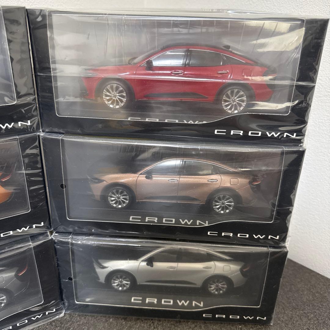 CROWN CROSSOVERミニカー 1/30 6色セット
