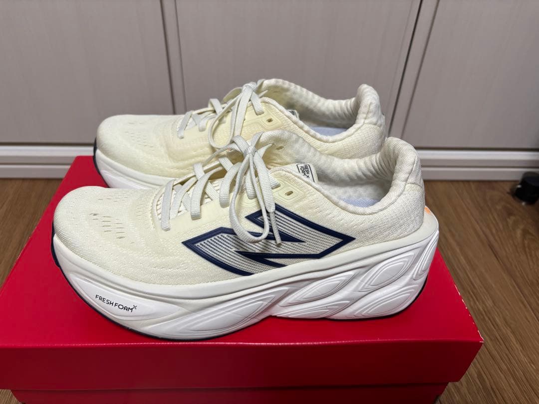 超美品　New Balance Fresh Foam X More v5 レディ