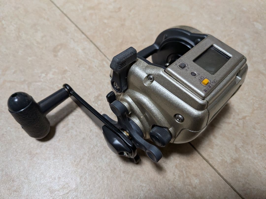SHIMANO 電動丸 2000EV 電動リール 箱付 美品 通電未確認