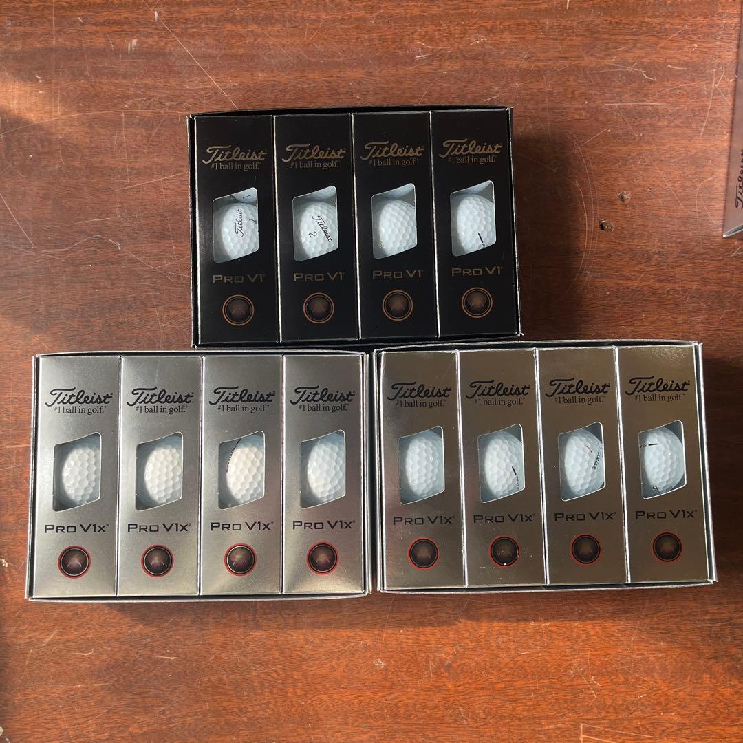 タイトリスト　ゴルフボール　PRO V1x PRO V1