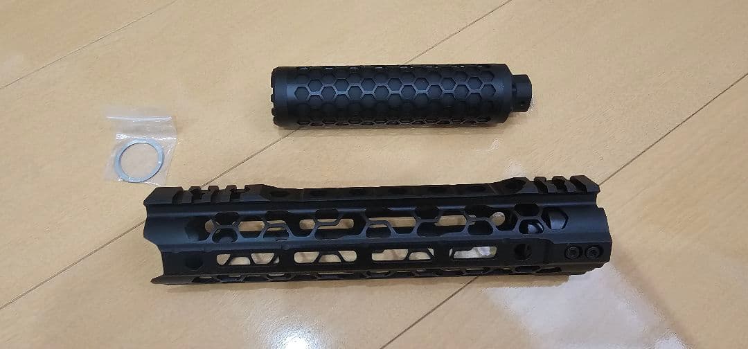 odin works o2 ハンドガード +  hive サプレッサー
