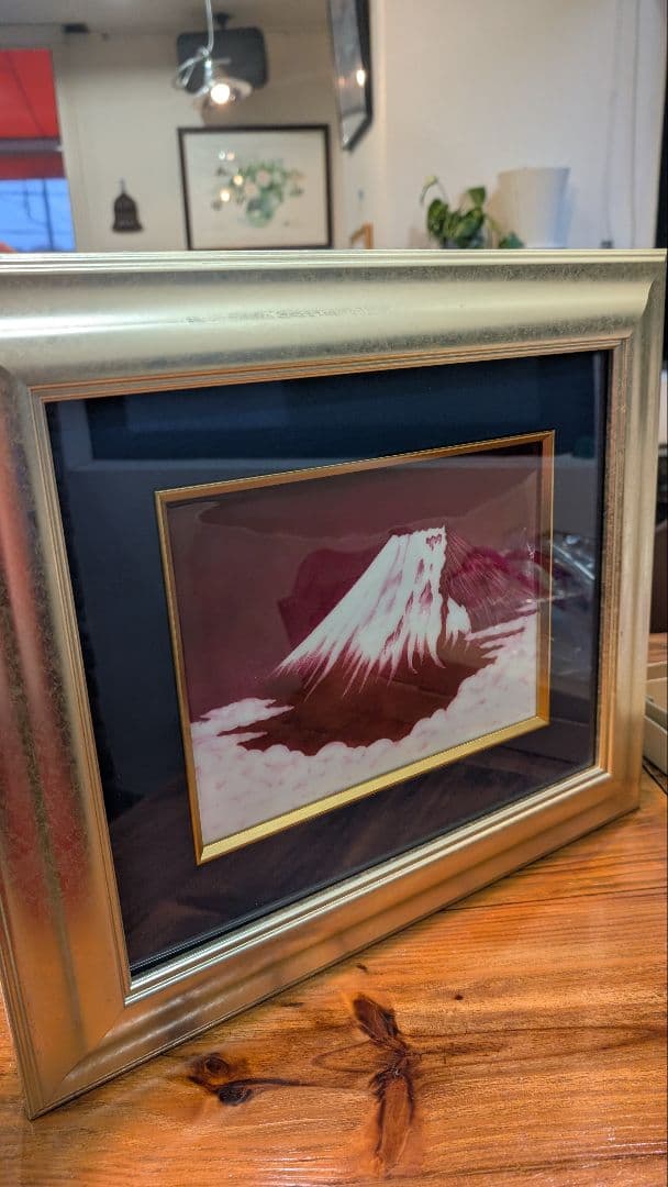 【七宝焼】珍しい!富士山の赤と白の風景の額