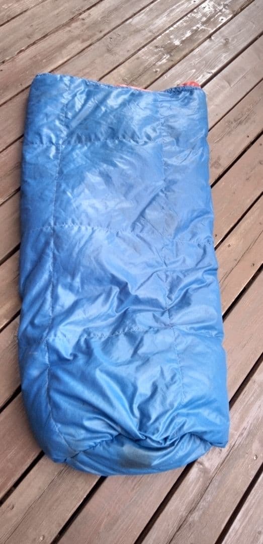 ♦シュラフ(寝袋)ドメゾン/半身タイプ(羽毛：フェザー・ダウン) ビンテージ品。