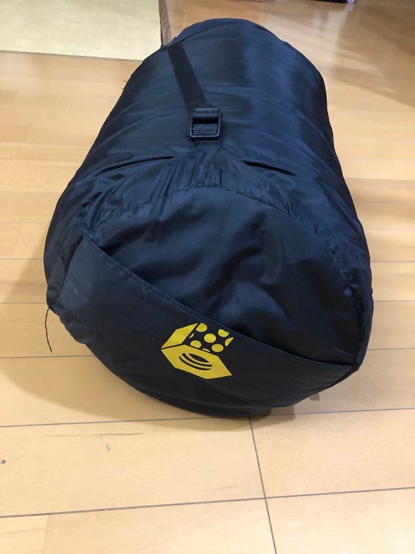 MOUNTAIN HARD WEAR 寝袋 赤/グレー　シュラフ