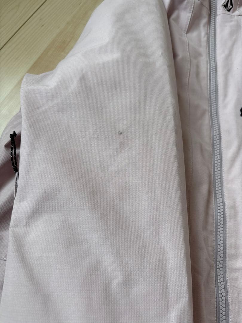 お値下VOLCOM GORE-TEXスノボウェア上下セット(M・L)豹柄ライナー