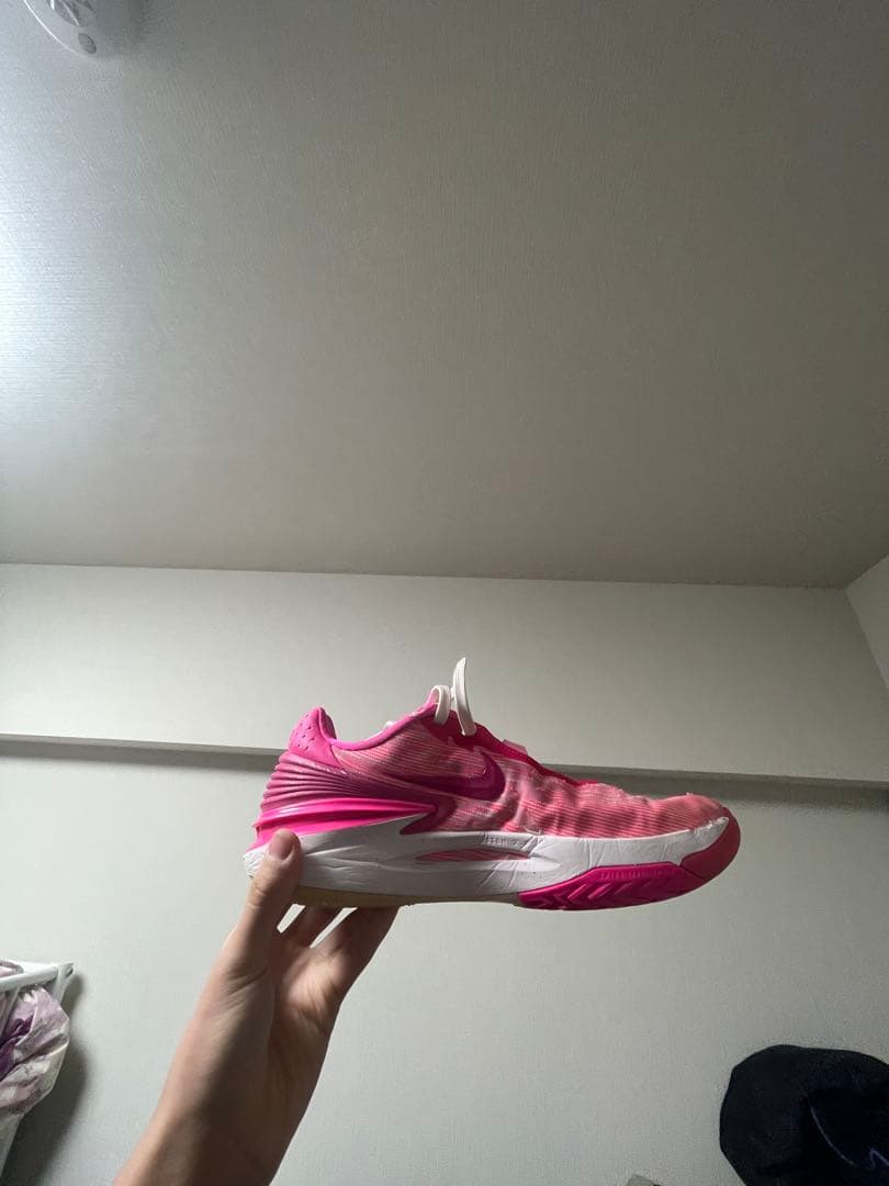 Nike GT cut 2ピンク バスケットシューズ