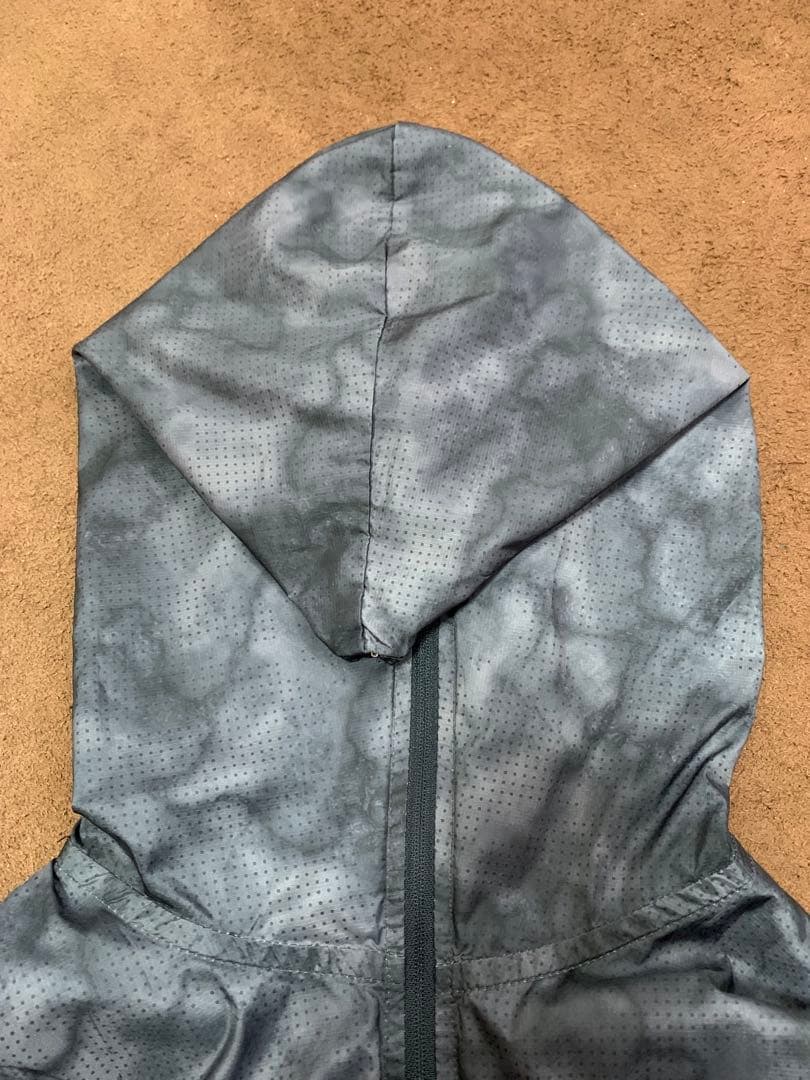 【adidas】アディダスウィンドブレーカー used/古着　Fサイズ