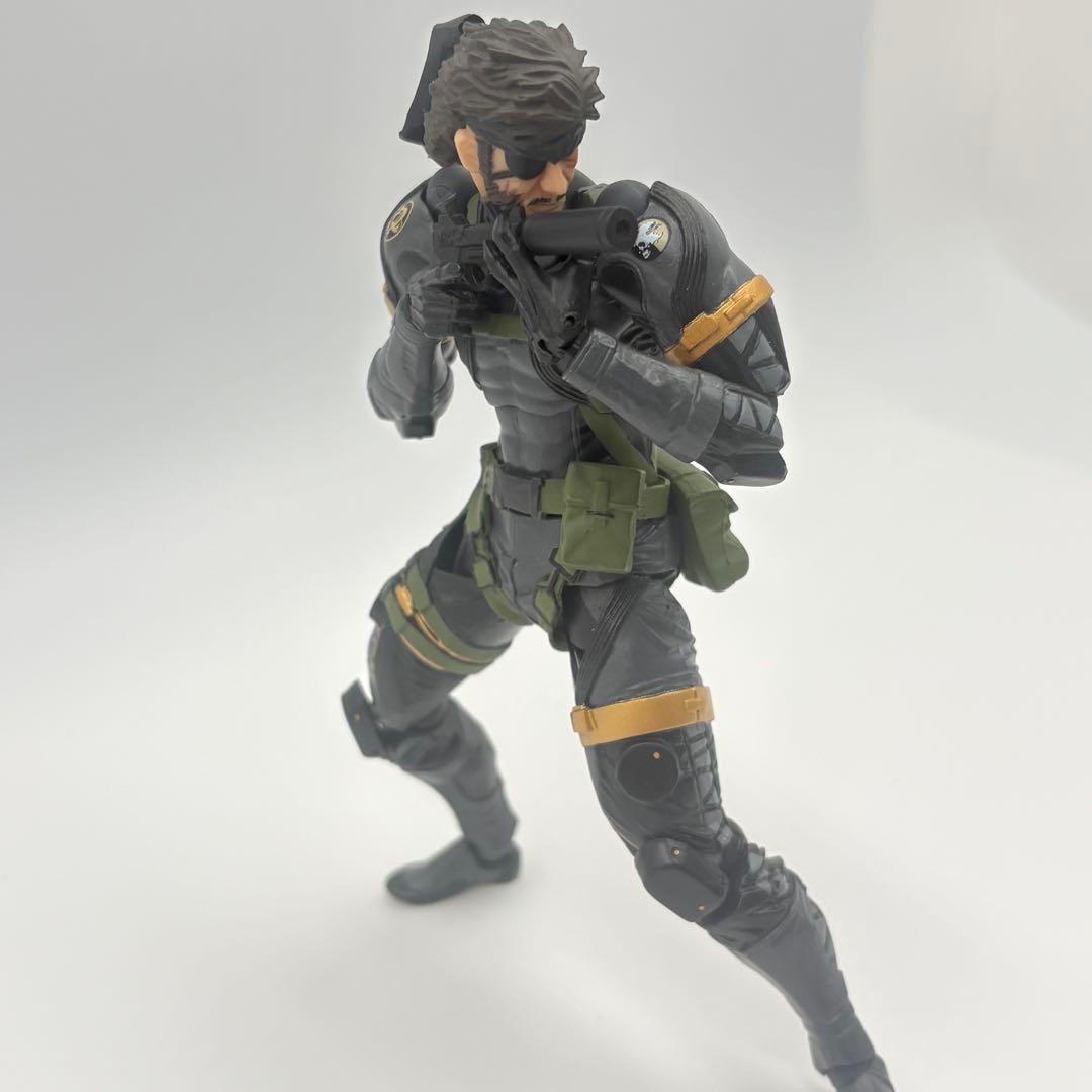 メタルギアソリッド スネーク リボルテックヤマグチ No.131 リアル造形