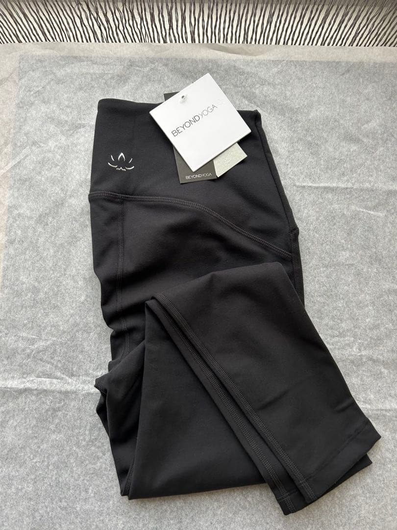 beyond yoga　ビヨンドヨガ　ヨガパンツ　USサイズM（軽い起毛）