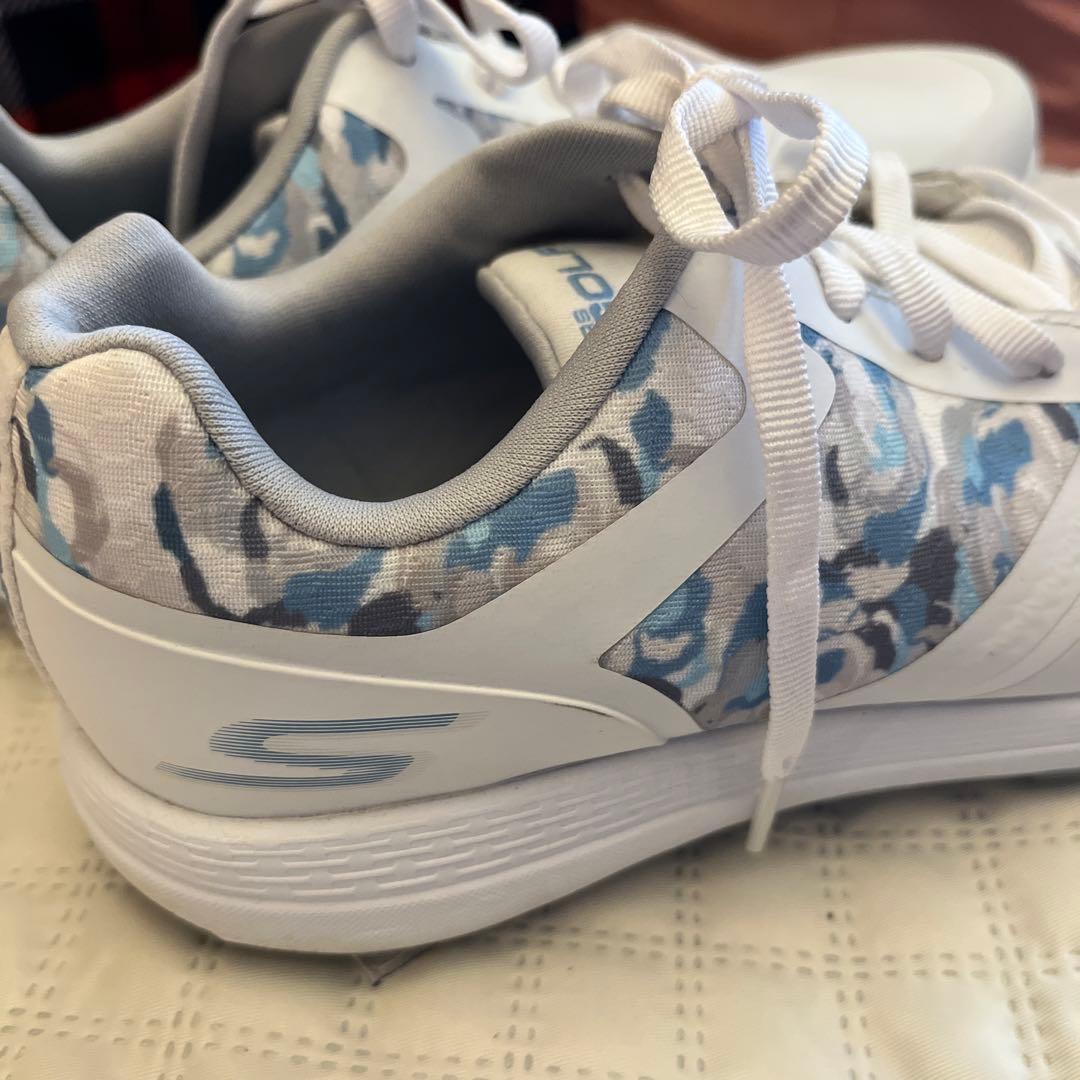 美品　SKECHERS ゴルフ  23.5cm レディースシューズ
