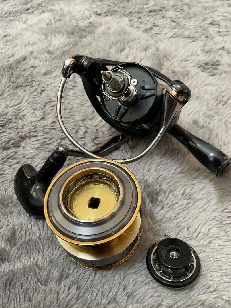 Daiwa 15Exist 3012H スピニングリール イグジスト