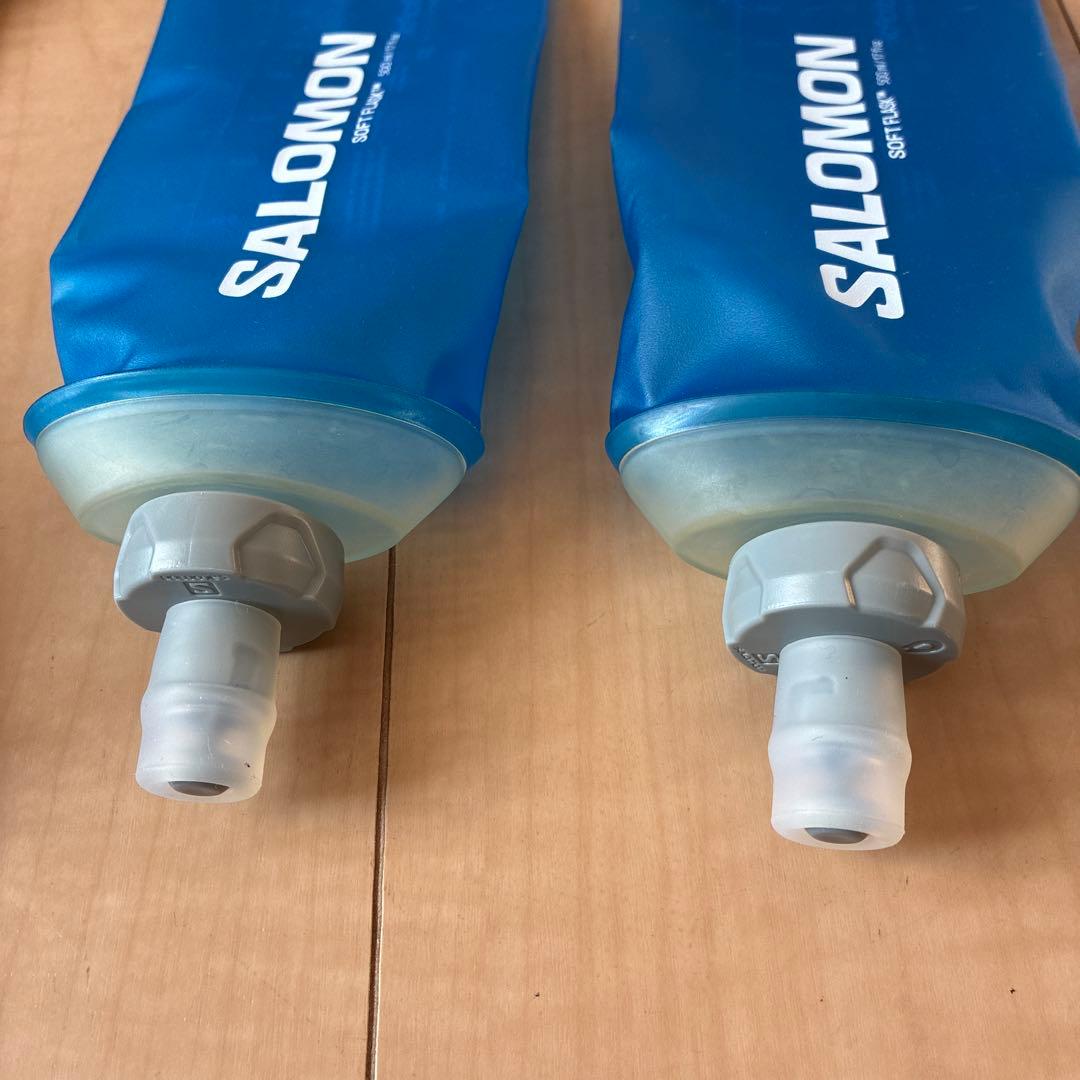 SALOMON ACTIVE SKIN 8 ブラック　SOFTFLASK 2本