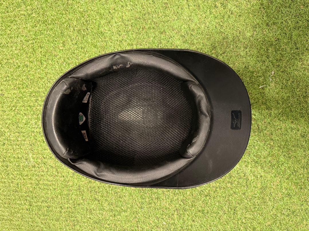 【美品】一般用　ミズノ　軟式　キャッチャー防具一式+ヘルメット5個　セット