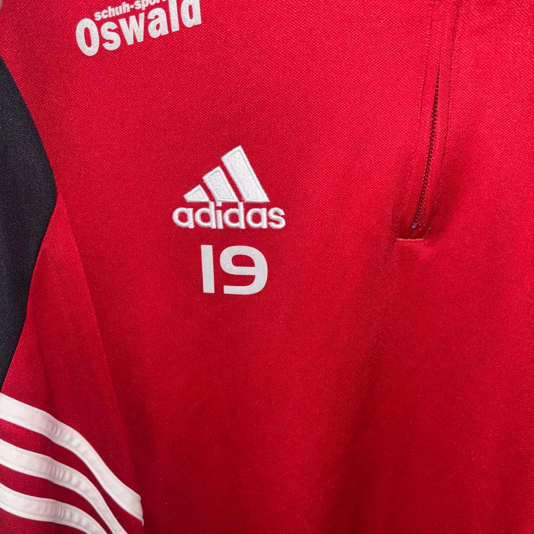 adidas Oswald トラックジャケット