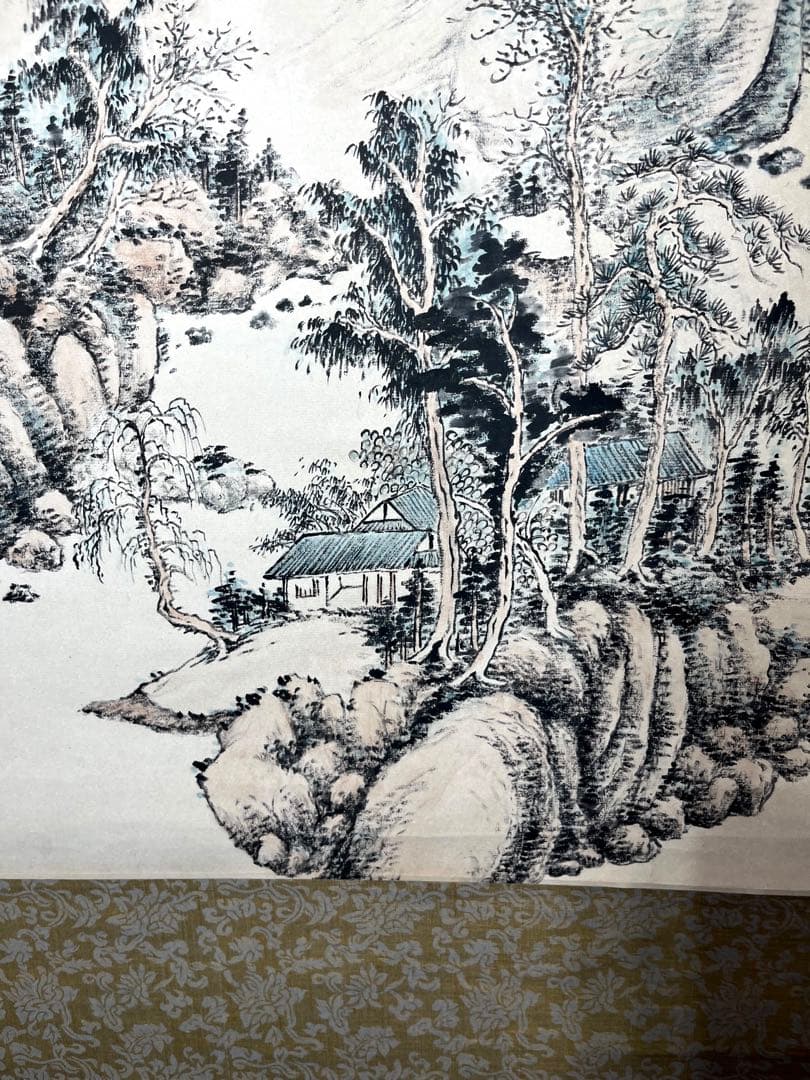 掛け軸 水墨画 中国画　山水図　【張志芳】画 【厳承志】書道付き　紙本　肉筆