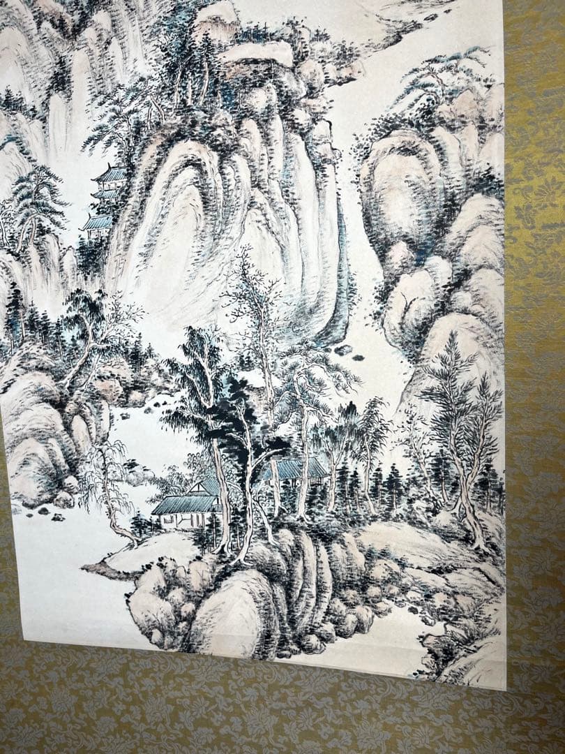 掛け軸 水墨画 中国画　山水図　【張志芳】画 【厳承志】書道付き　紙本　肉筆