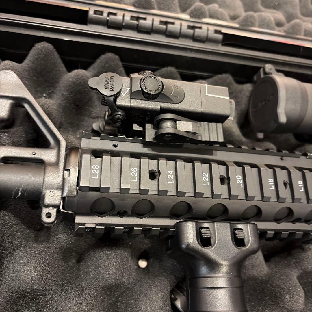 東京マルイ　M4 CQBーR 次世代電動ガン　ハードケース付き　付属品あり