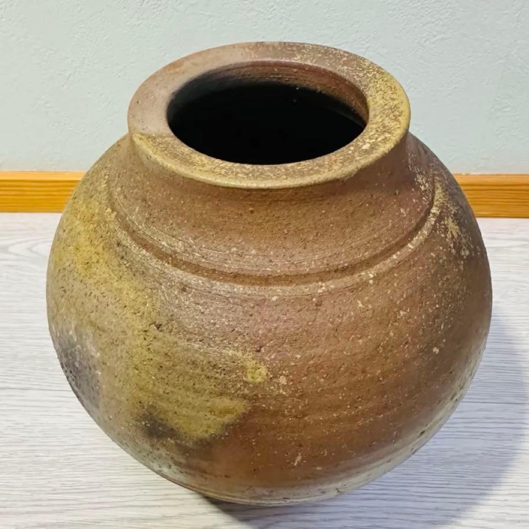 備前焼　丸型　花器？