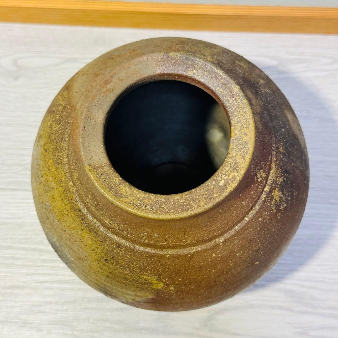 備前焼　丸型　花器？