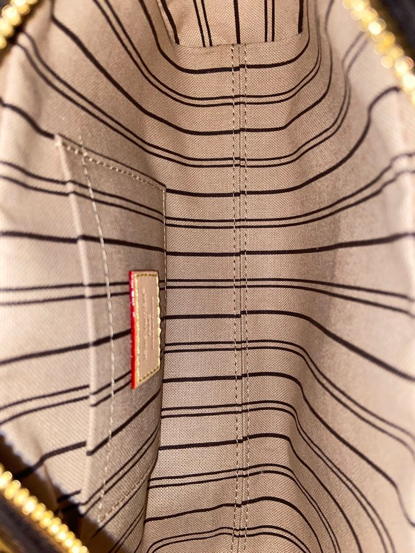 Louis Vuitton ハンドバッグ ハング・オン　ノベルティ