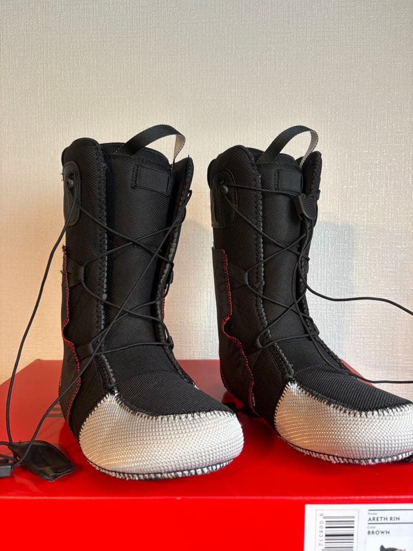 DEELUXE ARETHRIN 25-26モデル26.0cm 試着のみ