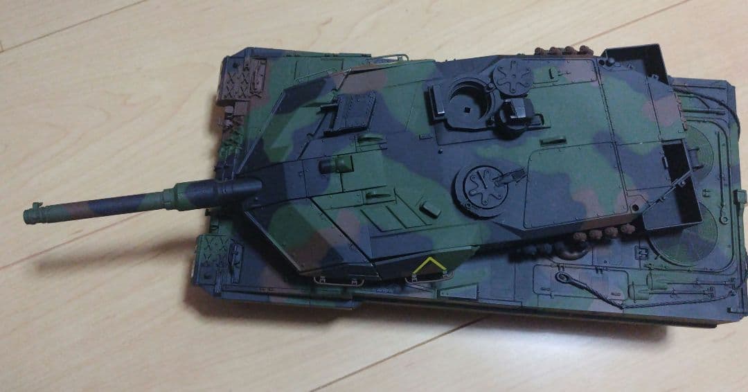 東京マルイ RCバトルタンク LEOPARD2 A5