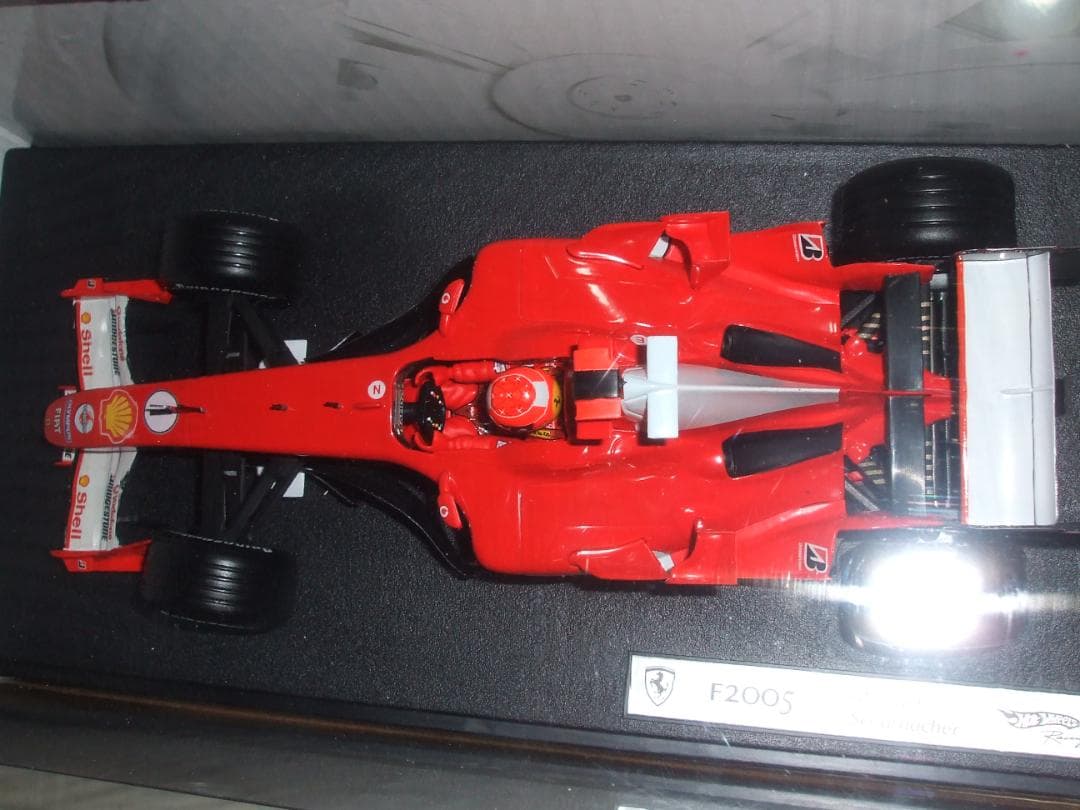 未開封　フェラーリ　F２００５　M・シューマッハ　＃１　マテル　１／１８