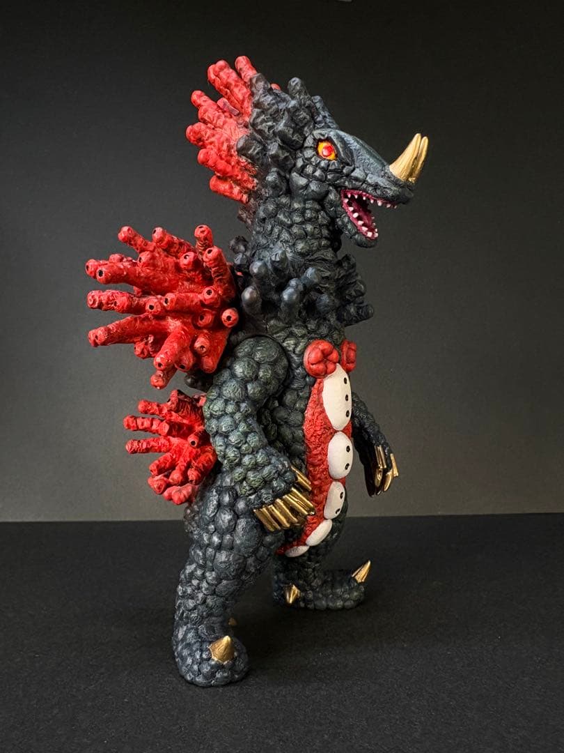 ウルトラ怪獣ソフビミサイル超獣ベロクロン リペイント品