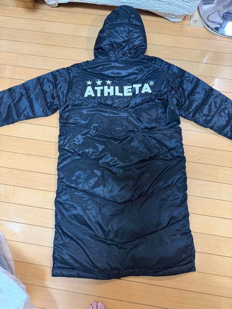ATHLETA フード付き ブラックベンチコート