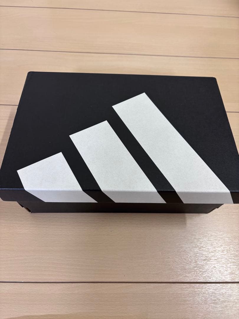 adidas adizero finesseアディゼロフィネス新色25.0cm