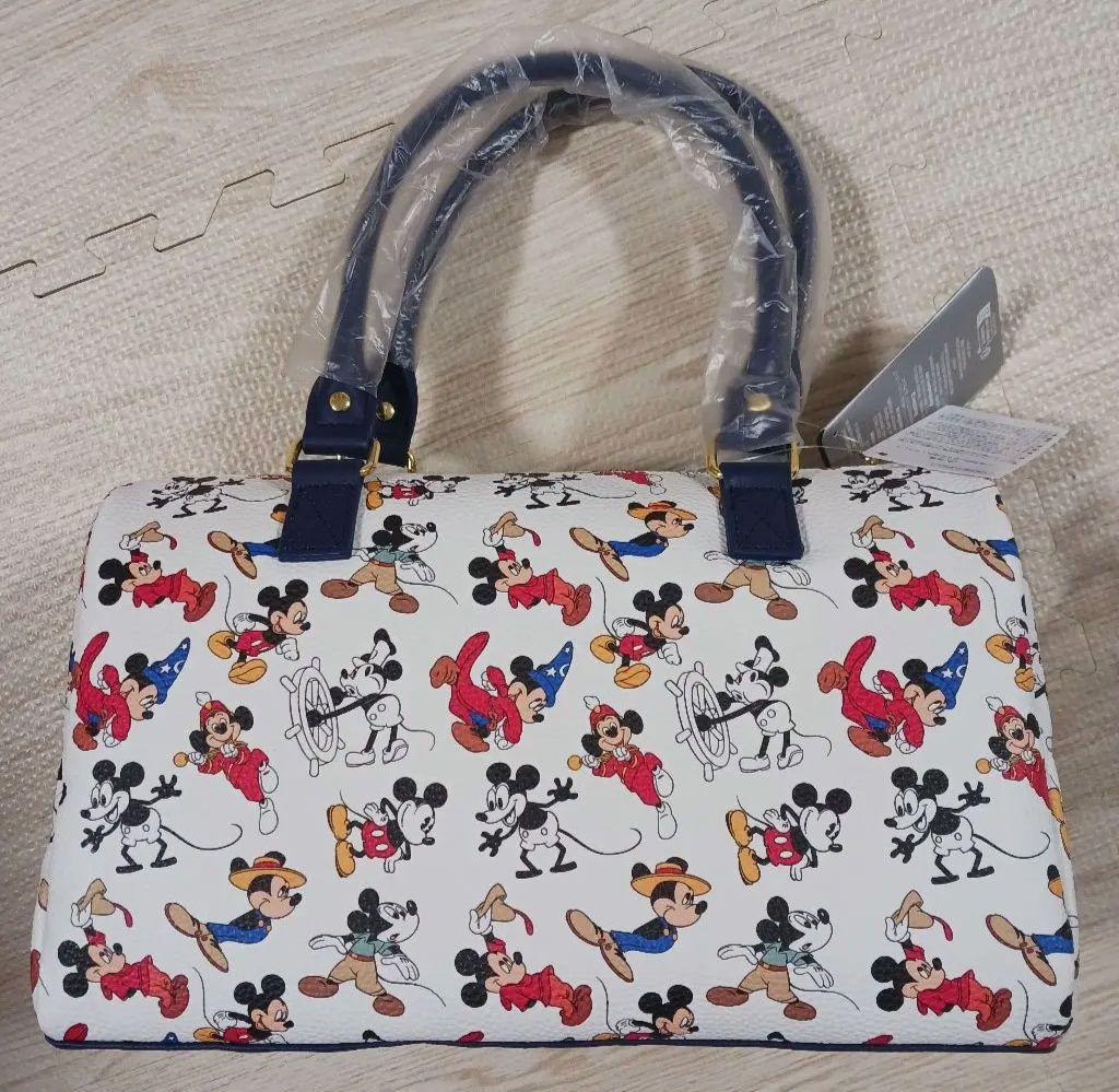 ショップディズニー限定　ディズニーストア　バッグ　ボストンバッグ　ハンドバッグ