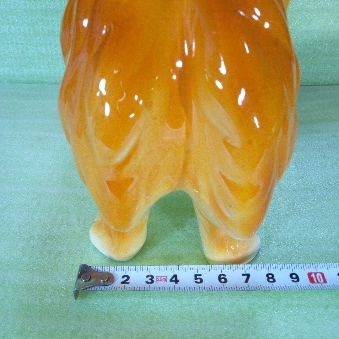 ポメラニアンと思われる犬の置物　KATO KOGEI JAPAN　フィギュア