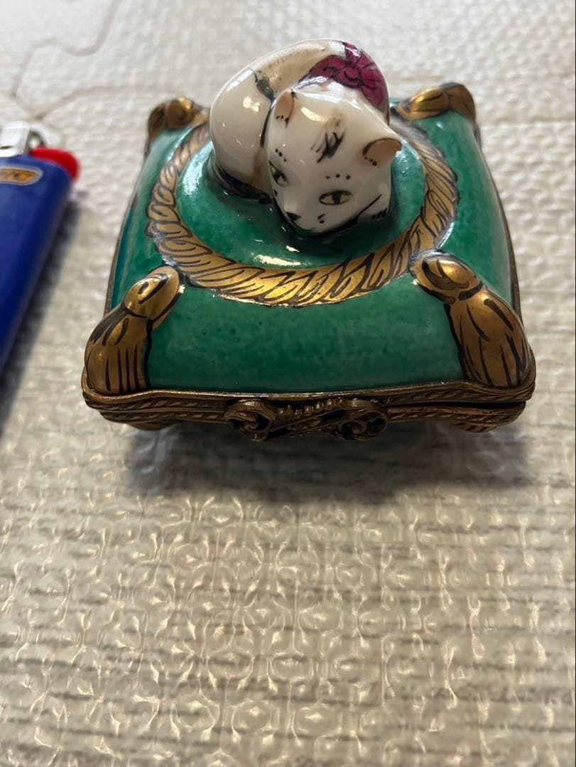 し*ん様 リモージュボックスBOX・キャット猫Limoges