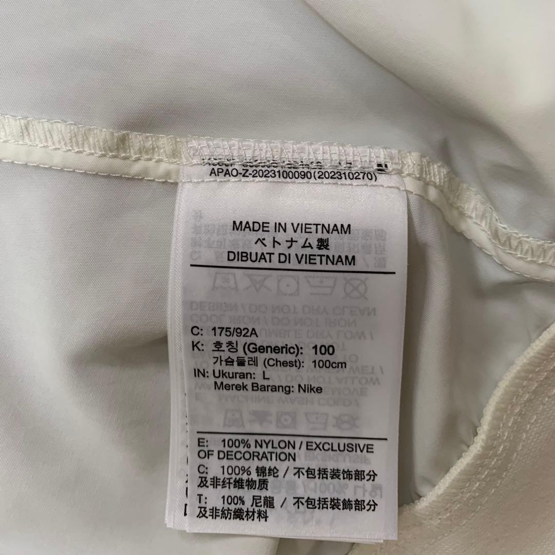 新品　NIKE ウィンドプルオーバー　ユニセックス　L ホワイト