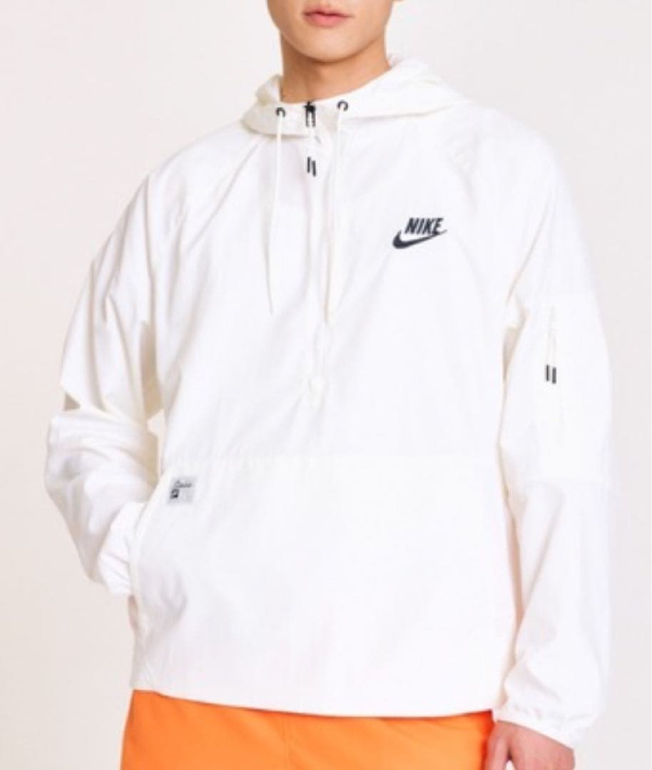 新品　NIKE ウィンドプルオーバー　ユニセックス　L ホワイト